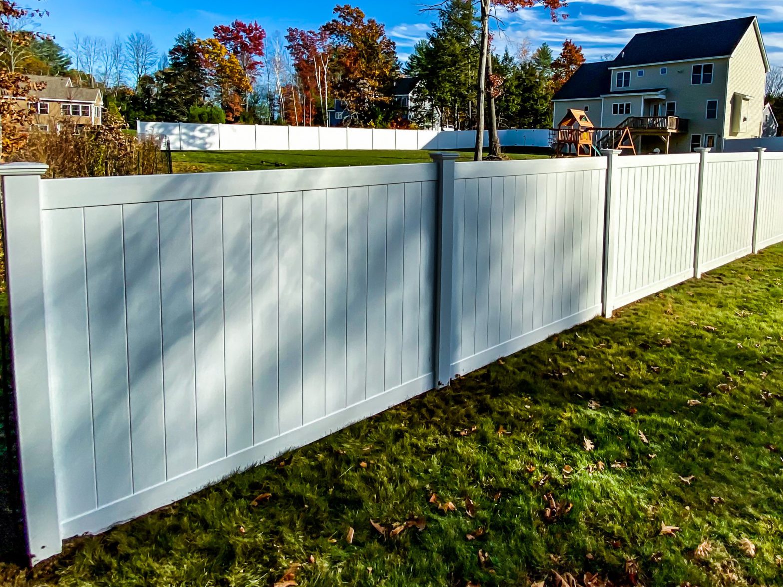 Derry, New Hampshire Fence Company: Meet Ultimate Fence