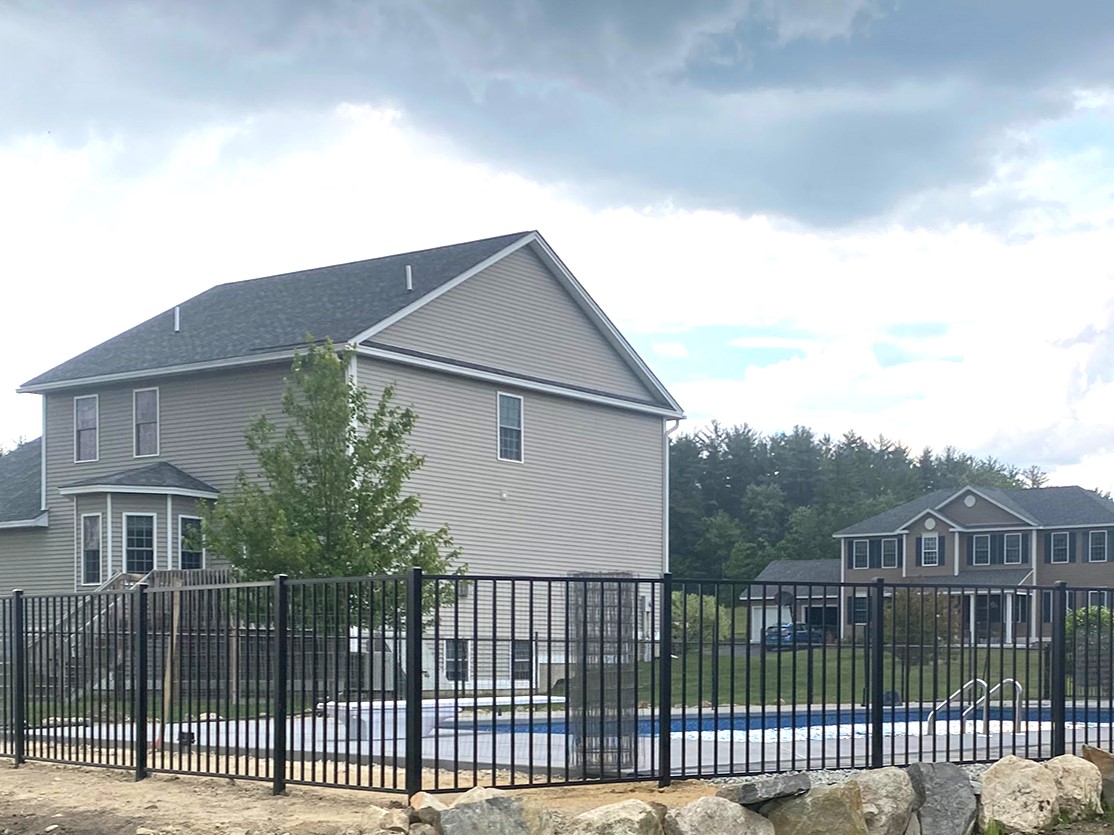 Photo of an aluminum New Hampshire residential fence