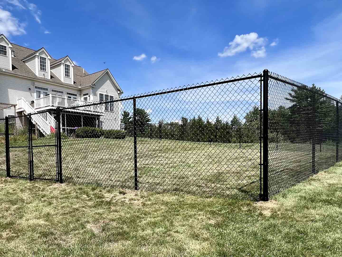 Photo of a New Hampshire chain link fence