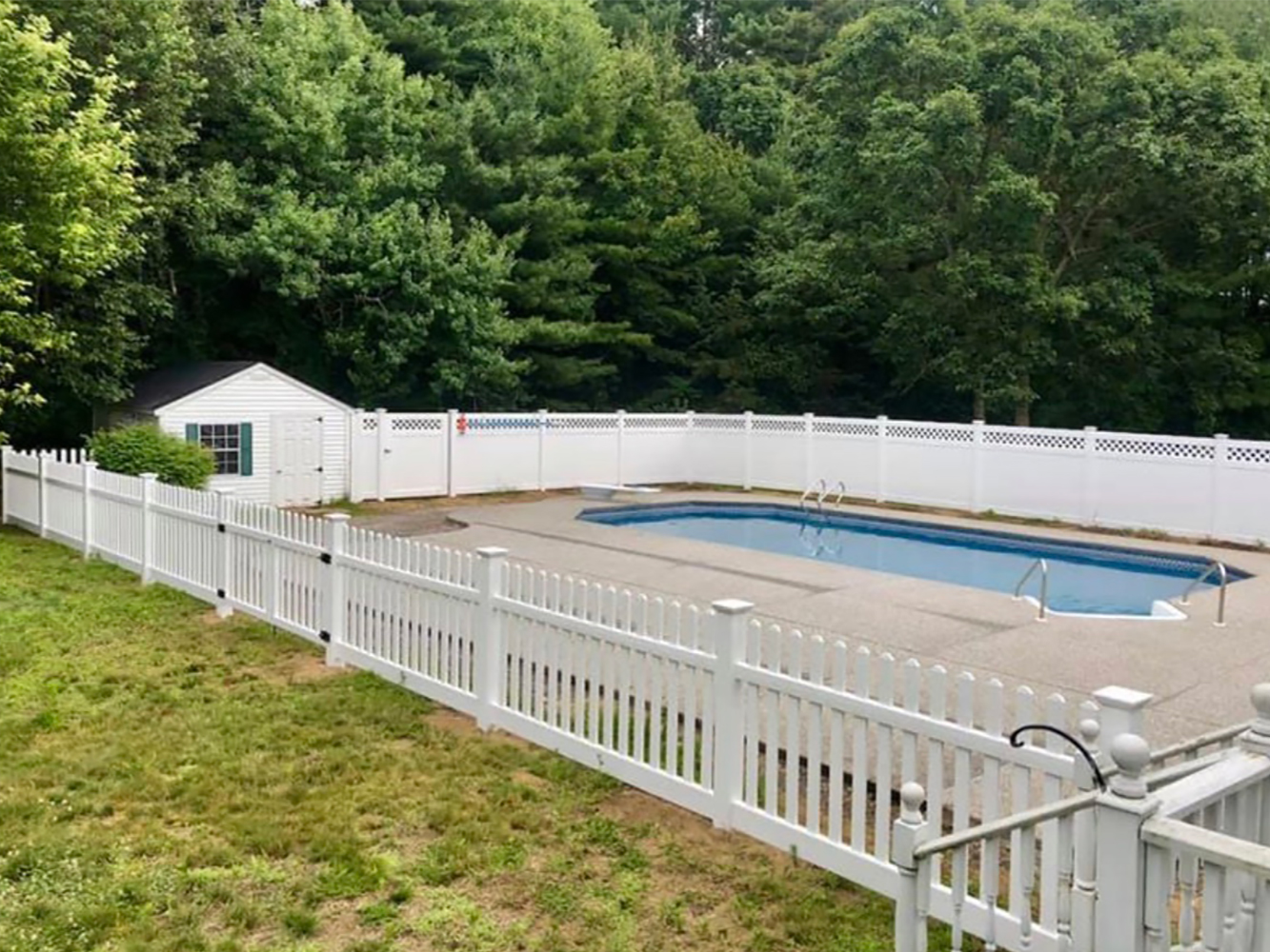 Vinyl Pool Fencing in Derry, New Hampshire